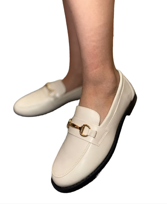 WOMAN VINTAGE SLIP ON LOAFER WITH A BUCKLE DETAIL PATH-07