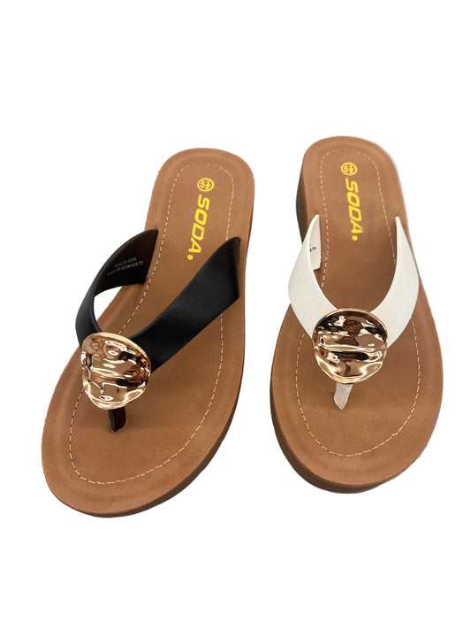 FLIP FLOP SANDAL WITH GOLD RING DETAIL STAMP-S