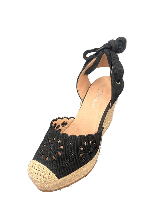 CLOSED TOE WRAP UP WEDGE HEEL CERTAIN-23