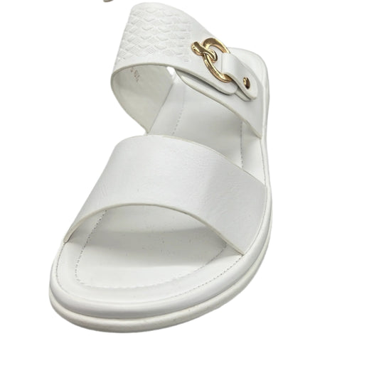 SLIDE SANDAL WITH GOLD DETAIL AUBRIE-6