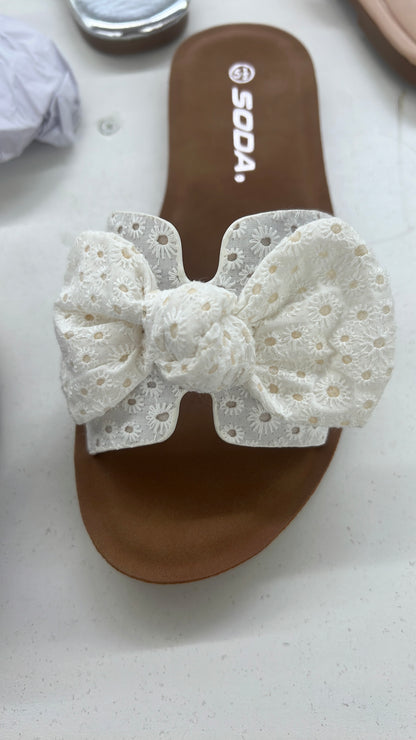 CUTE SLIDE SANDAL WITH BOW DETAIL ROAD