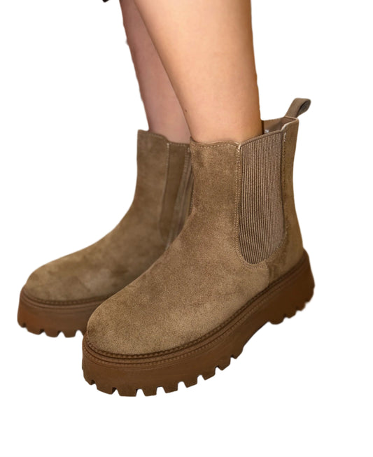 SUEDE PLATFORM BOOT WITH SIDE ELASIC POLK-07